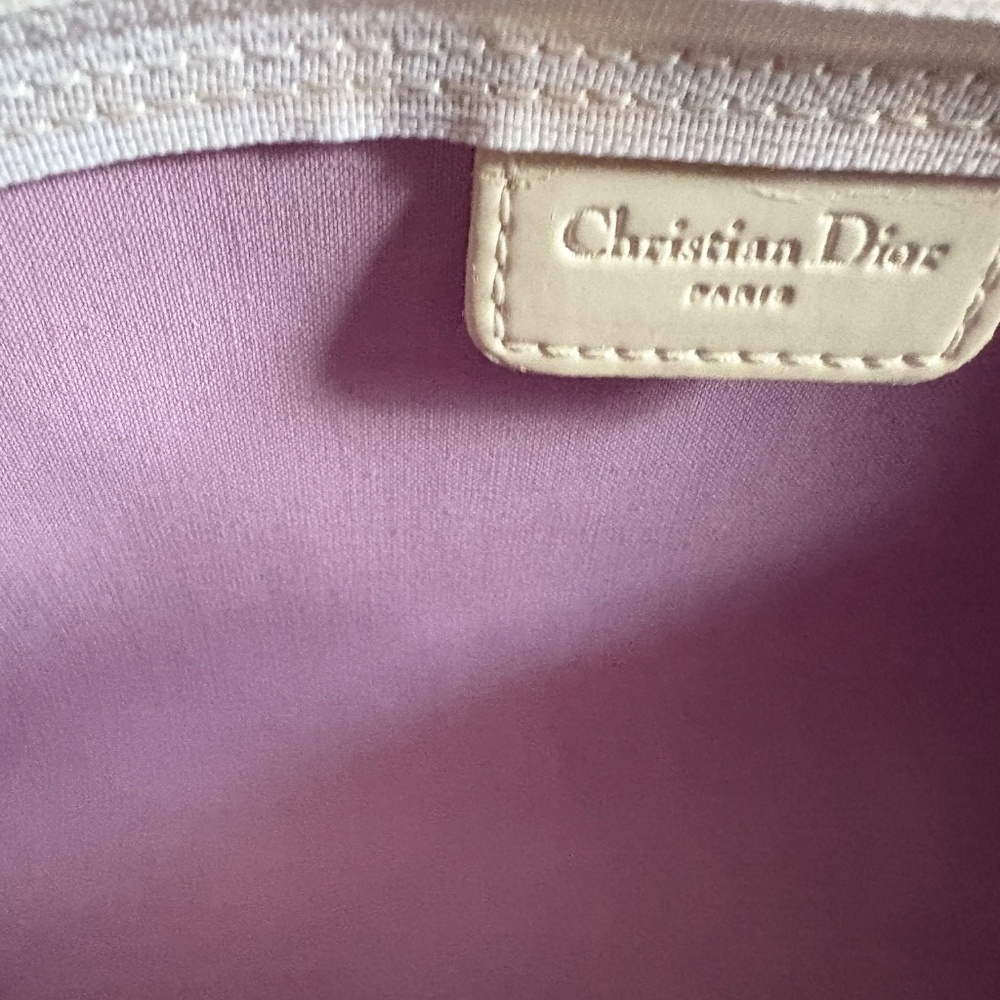 Dior Pouch - Picture 9 of 12